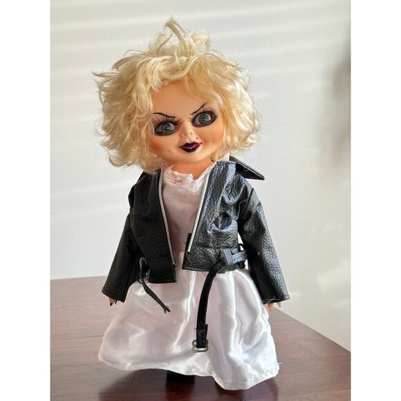 Bride of Chucky doll Tiffany Valentine with jacket 13 " height Childs play - Picture 1 of 14